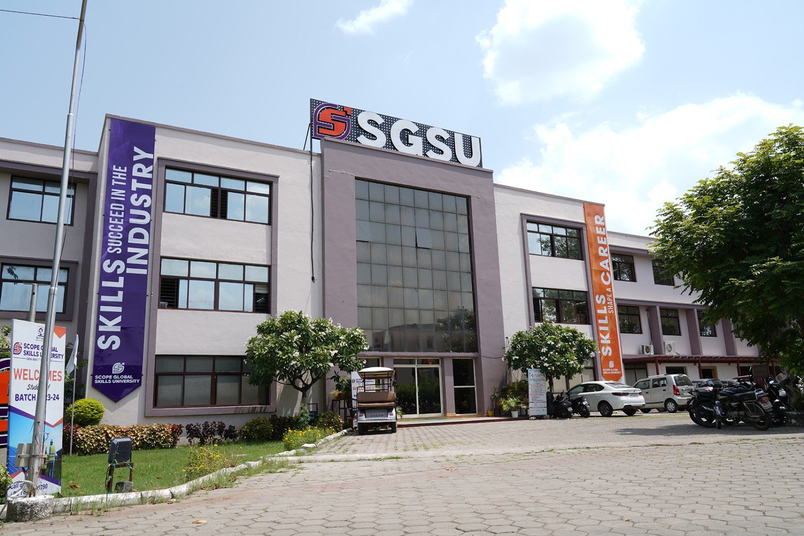 स्कोप ग्लोबल स्किल्स यूनिवर्सिटी (भोपाल) ने शैक्षणिक सत्र 2025-26 के लिए प्रवेश की घोषणा की