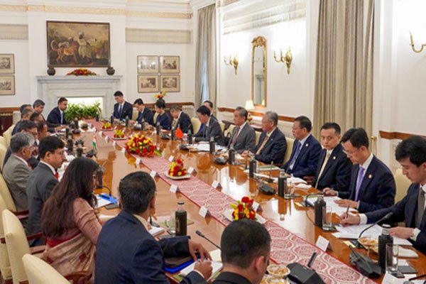 भारत-चीन सीमा मुद्दे पर 24वीं विशेष प्रतिनिधि वार्ता – शांति, सहयोग और भविष्यगामी संबंधों पर जोर